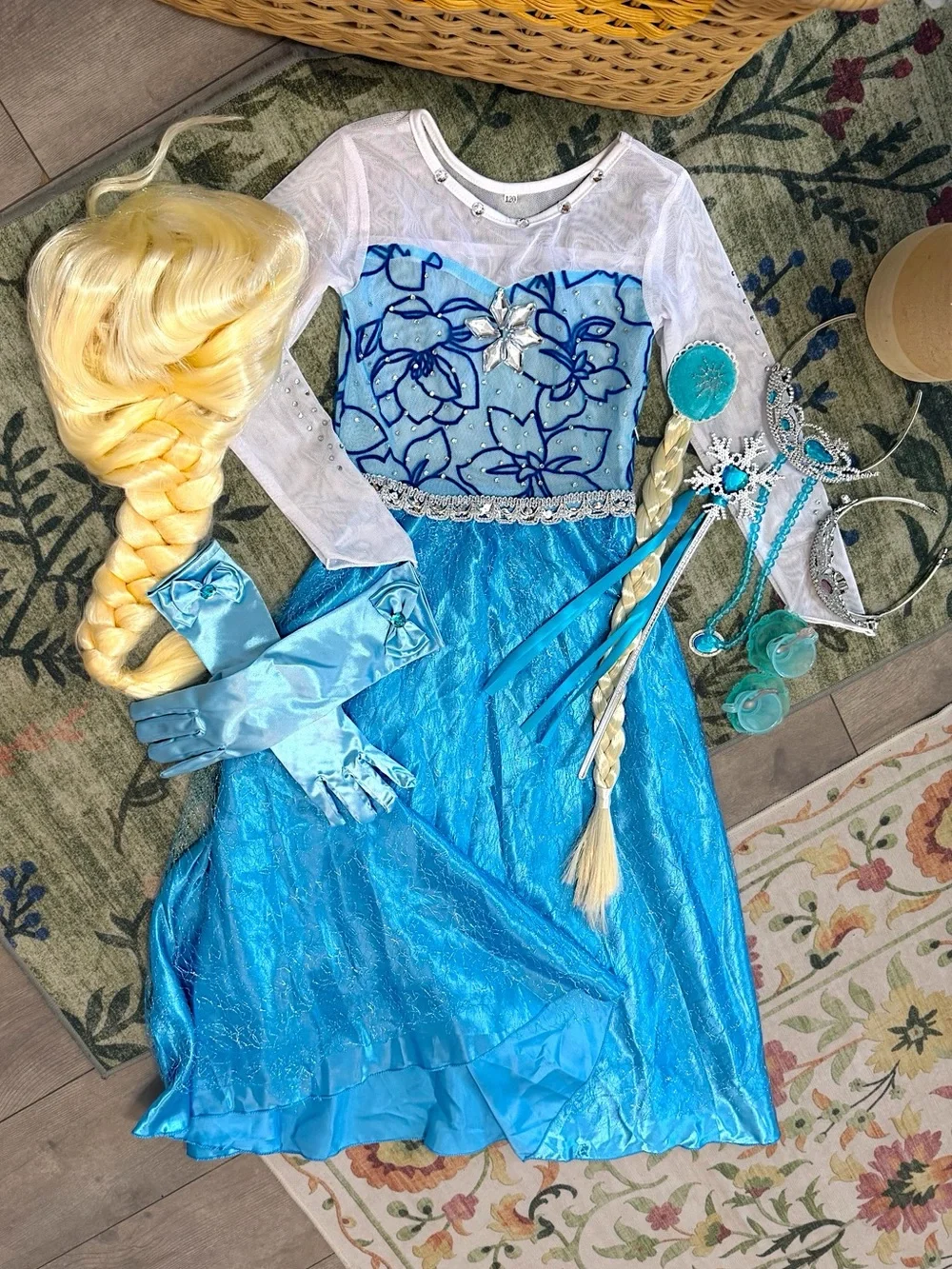 Disney Frozen Elsa Costume Sz 6 LOT- Dress, Wigs, Jewelry, Wand, Tea Cups Gloves